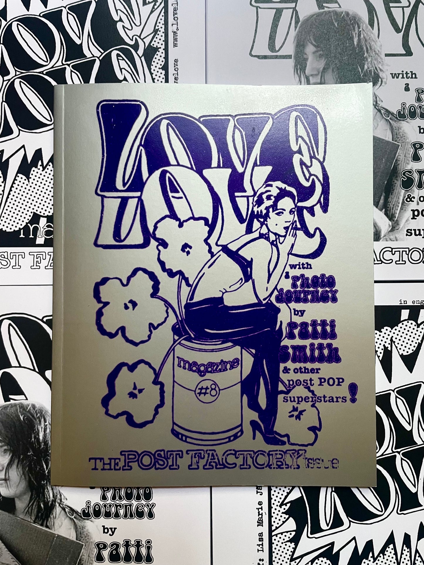 A Rarity! Love Love magazine #8 - silver & purple (incl. Howlin' Jaws flexi disc)