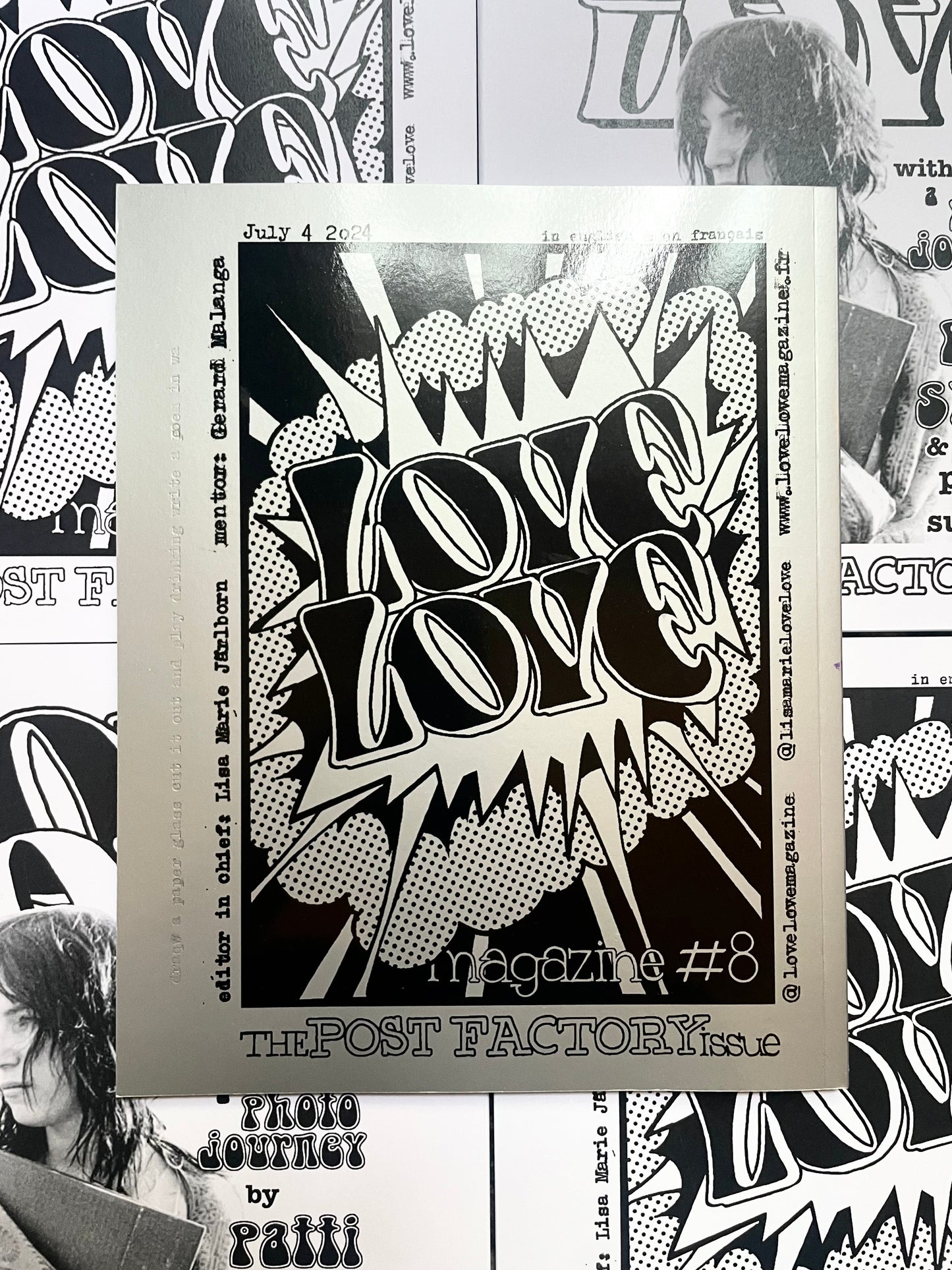 A Rarity! Love Love magazine #8 - silver & purple (incl. Howlin' Jaws flexi disc)