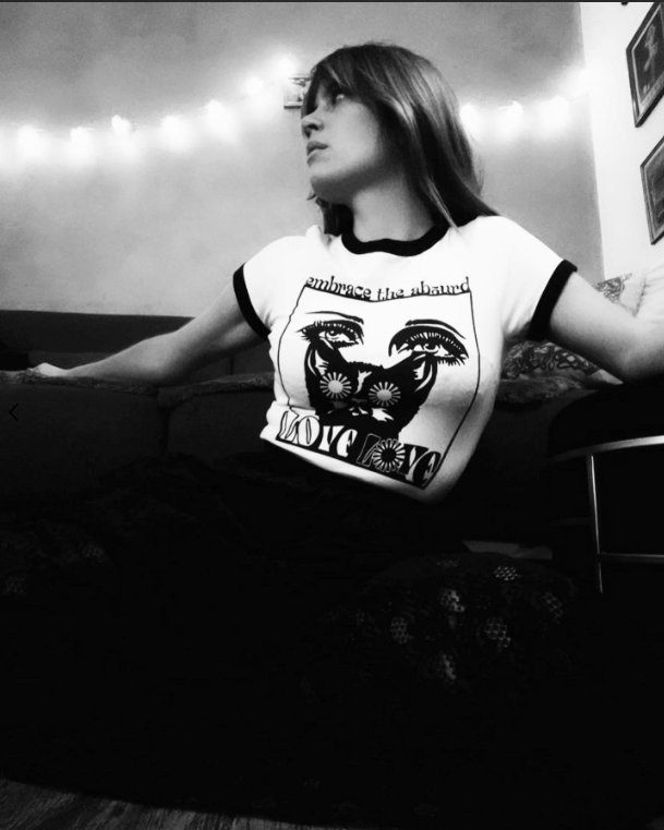 EMBRACE THE ABSURD tee black or white