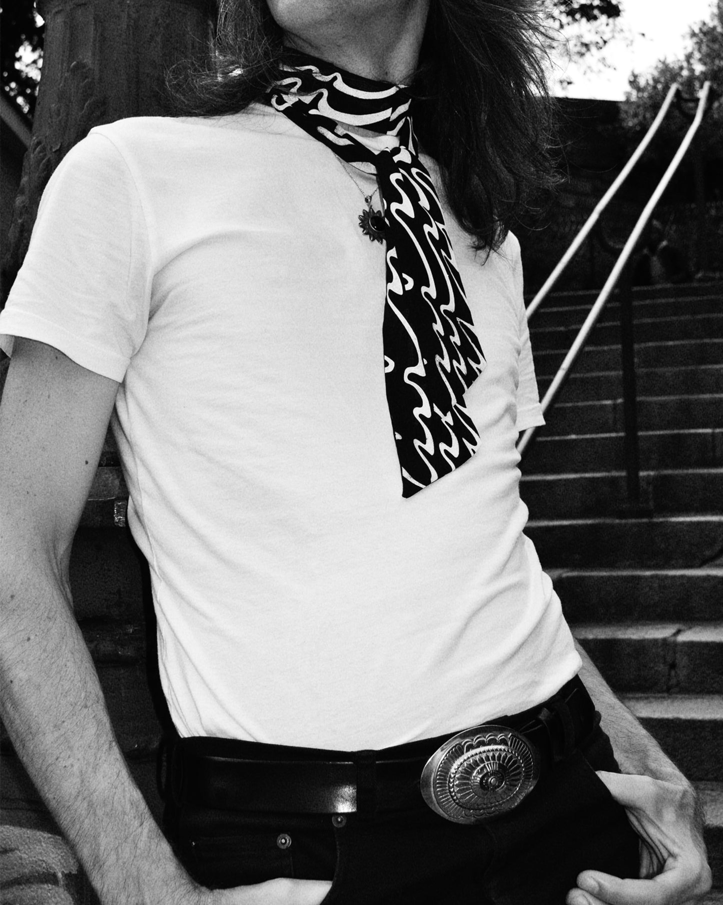 SWAG black silk lavallière scarf